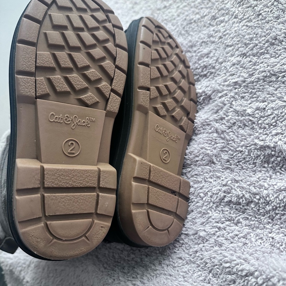 Cat & Jack Gray Snow Boots for Kids - Picture 7 of 7